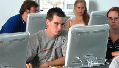 University 2.0: Examining the Promise of Online Education